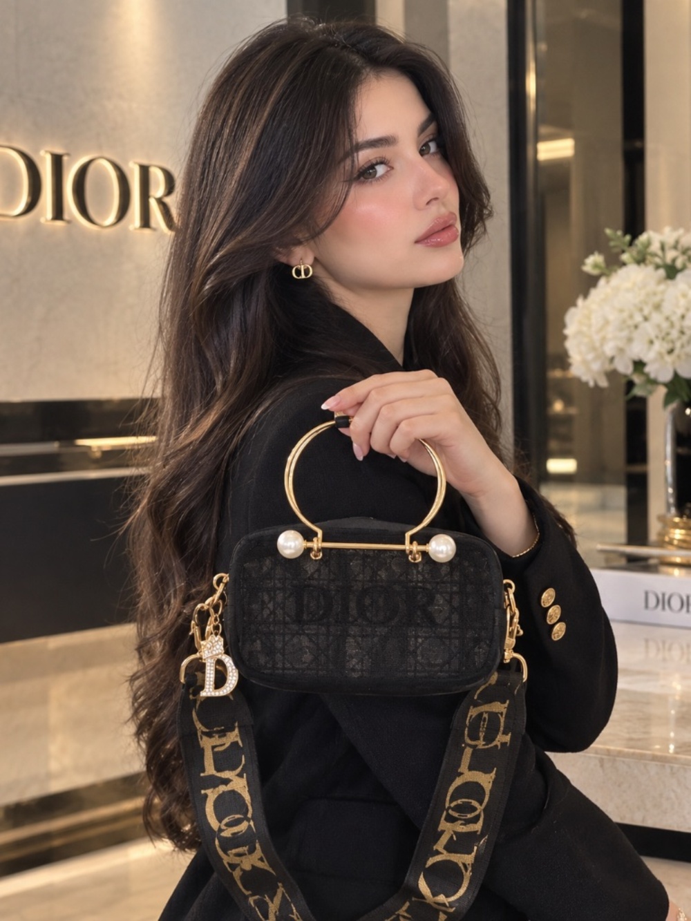 Dior - Picture 2 of 7